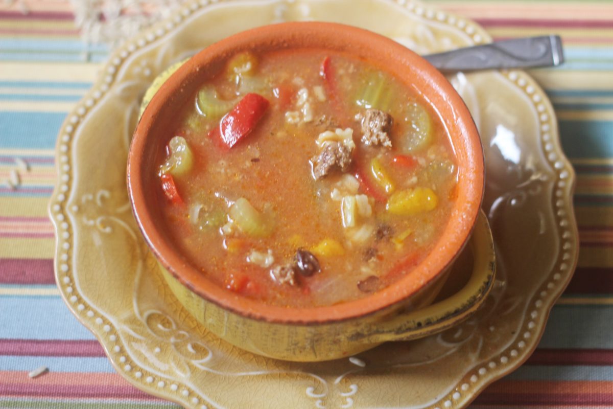 My Table of Three's Low Fat Easy Stuffed Pepper Soup is a great one put meal that is gluten free and THM "E".