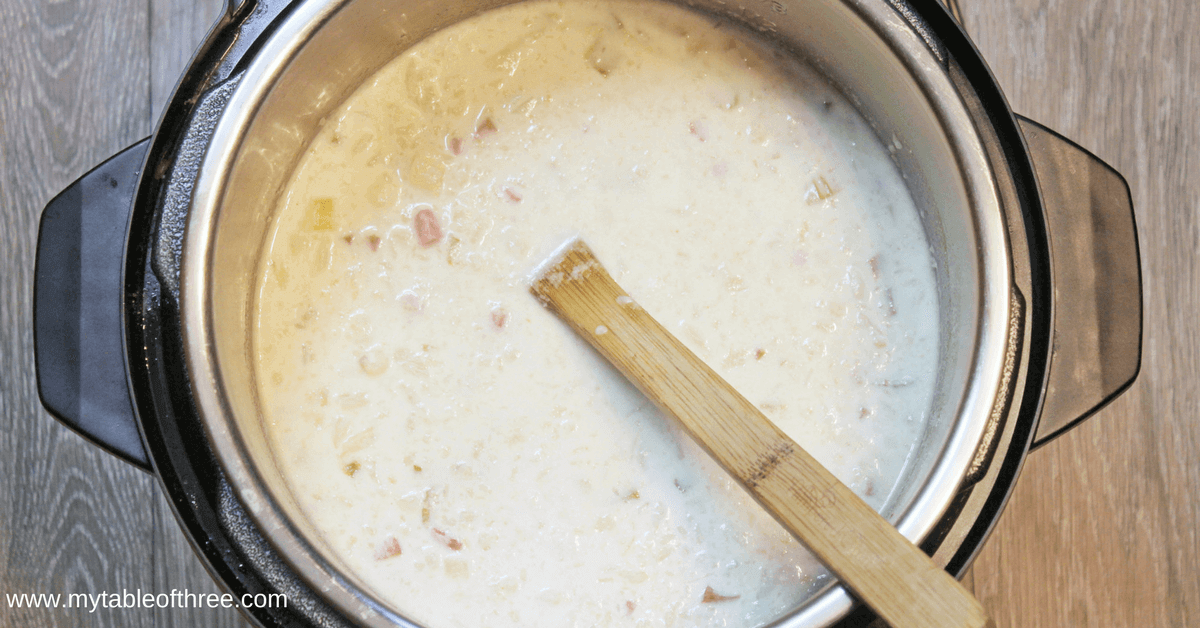 Instant Pot Creamy Ham and Cauliflower Soup